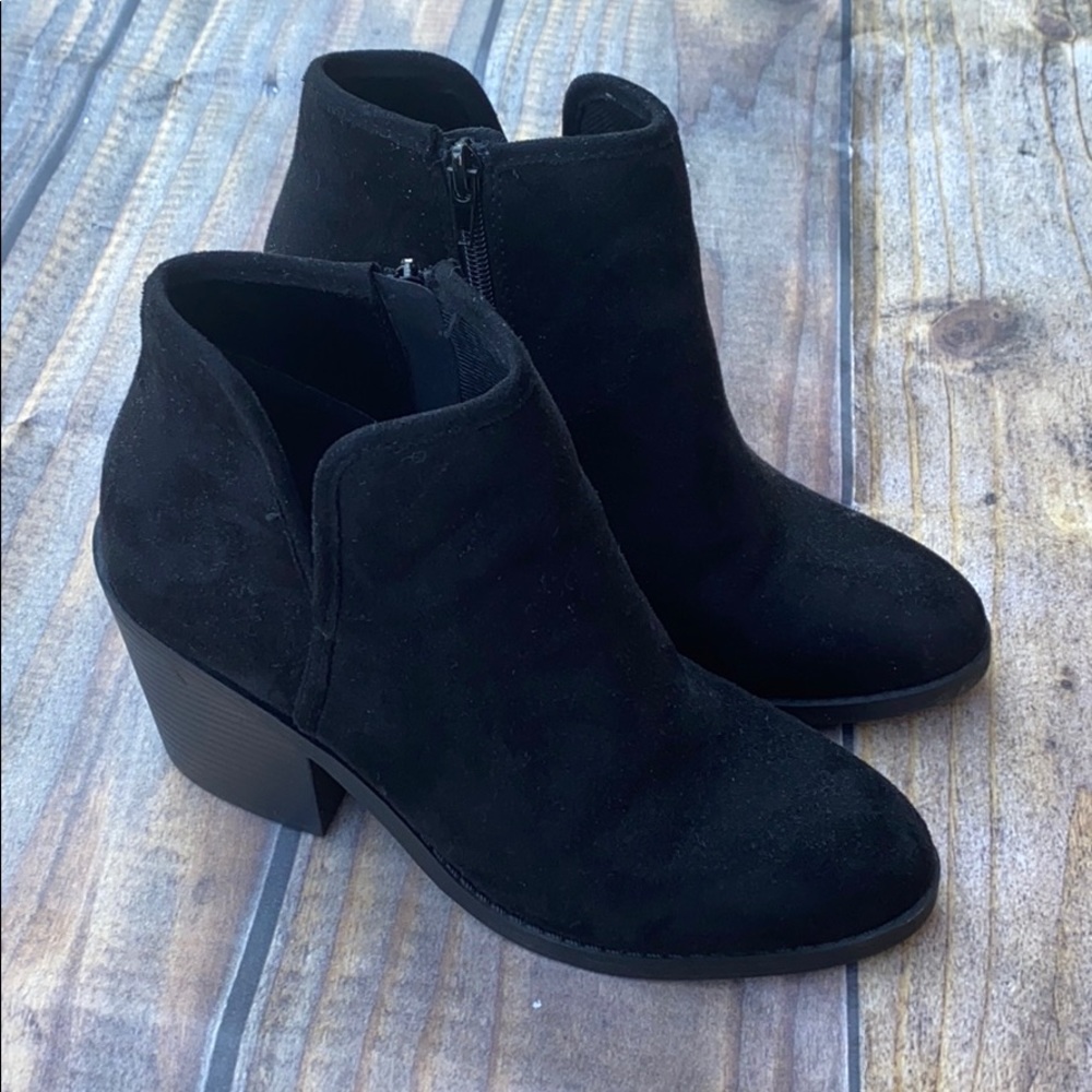 Soda black booties